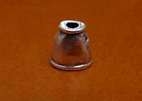 Image de 11x12 mm, embouts de cordon multibrin, ovale conique, zamak argenté, martelé, 4 pièces
