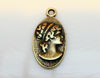 Image de 12x25 mm, type camée, profil féminin, pendentif-breloque, étain, JBB findings, finition laiton