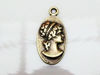 Image de 12x25 mm, type camée, profil féminin, pendentif-breloque, étain, JBB findings, finition laiton