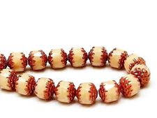 Image de 8x8 mm, cathédrale, perles tchèques, blanc soie de maïs, opaque, bords en or rose