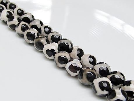 Picture of 8x8 mm, round, gemstone beads, agate, Tibetan style, black and white, faceted