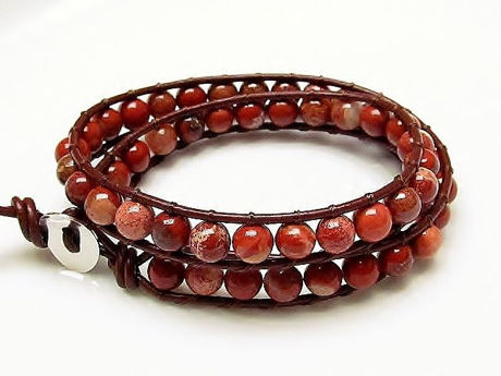 Image de Bracelet wrap en cuir, perles pierres gemmes, jaspe pavot nouveau