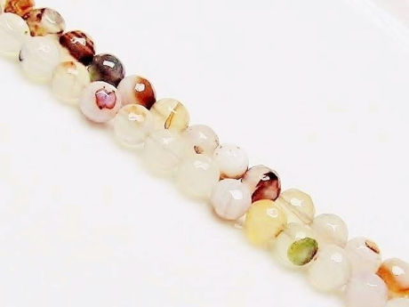 Picture of 8x8 mm, round, gemstone beads, agate, white, natural, with inclusions, faceted