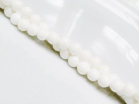 Picture of 6x6 mm, round, organic gemstone beads, pearl shell, white, A-grade