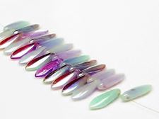 Image de 5x16 mm, perles de verre pressé tchèque, daggers, vert turquoise, opaque, iris violet