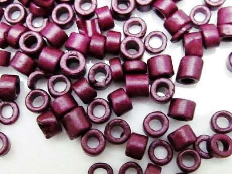 Image de 2x3.5 mm, petites perles cylindriques en céramique grecque, violet aubergine, mat, 10 gr.