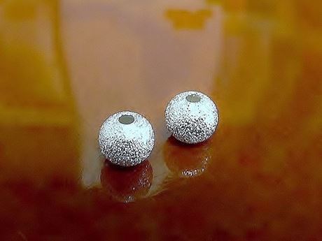 Picture of 6x6 mm, round, alloy beads, stardust, silver-plated