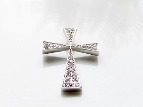 Image de « Croix byzantine moderne » pendentif coulissant en argent sterling incrusté de zircones cubiques rondes 