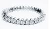 Image de « Zircones fringantes », bracelet de tennis large en argent sterling avec zircones cubiques rondes