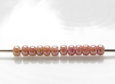 Image de Perles de rocailles japonaises, rondes, taille 11/0, Toho, beige opaque, marbré rose