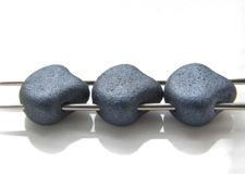 Picture of 7.5x7.5 mm, fan-shaped beads, Ginkgo leaf, Czech glass, 2 holes, metallic suede, dark blue