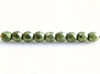 Image de 2x2 mm, perles à facettes tchèques rondes, vert fougère, opaque, or suédé