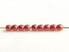 Image de 3x3 mm, rondes, perles de verre pressé tchèque, rouge samba, opaque, or suédé