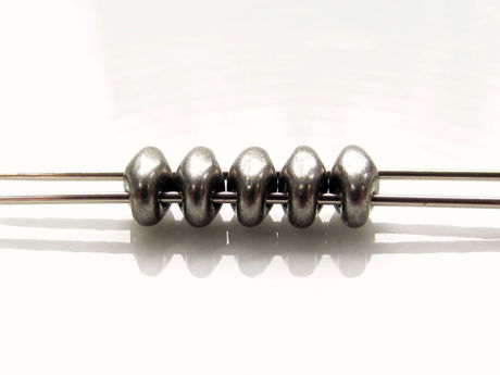 Image de 5x2.5 mm, perles SuperDuo, de verre tchèque, 2 trous, métallique saturé, gris givre