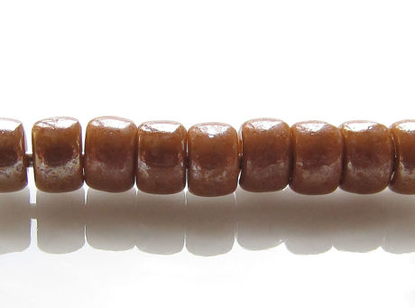 Picture of Czech seed beads, size 8, opaque, chocolate brown, luster